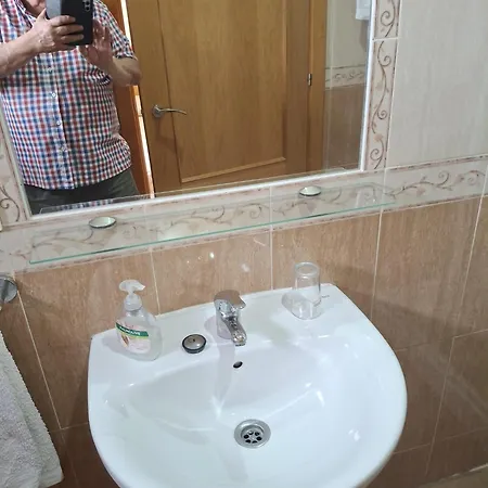 Guest house Cafeteria Restaurante Astigi Almendral