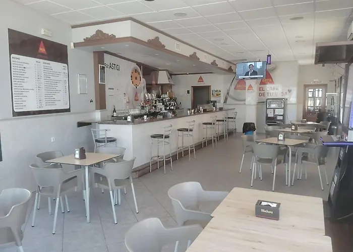 Cafeteria Restaurante Astigi 3* Almendral