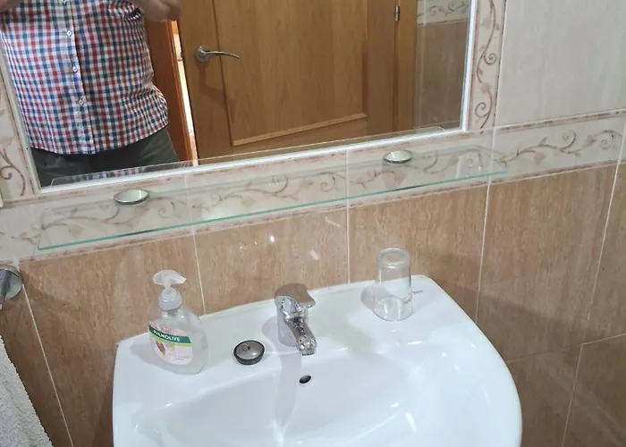 Guest house Cafeteria Restaurante Astigi Almendral